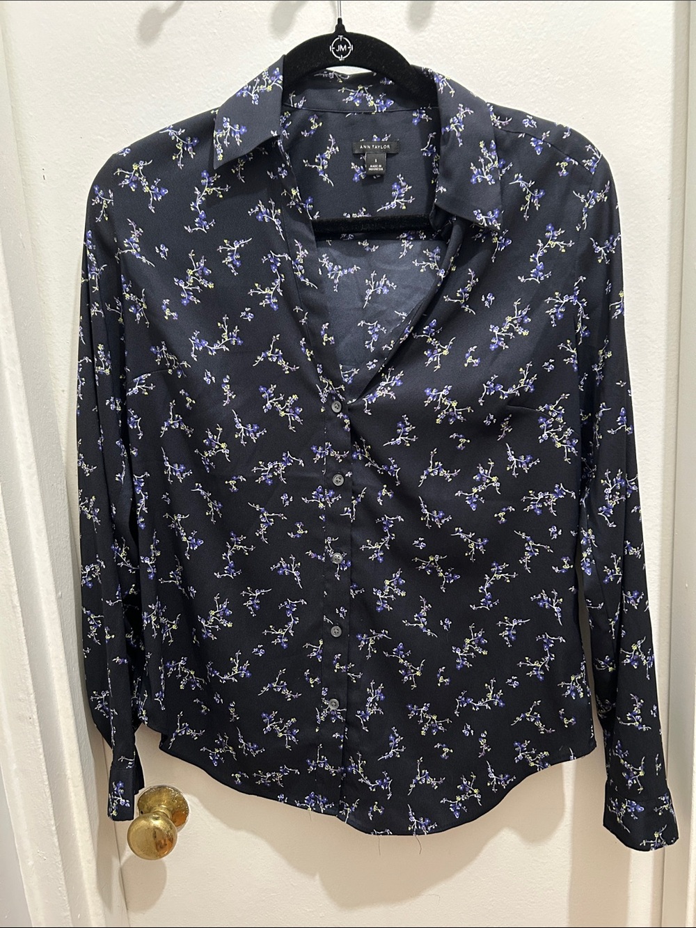 Ann Taylor Black Floral Button-Down Blouse